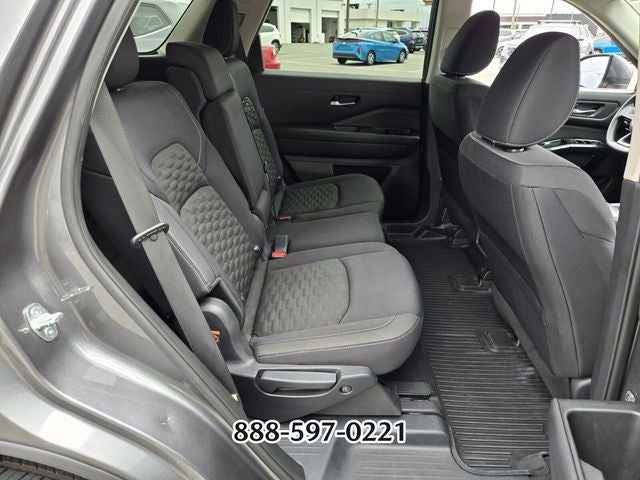 2022 Nissan Pathfinder S