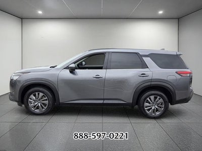 2022 Nissan Pathfinder S