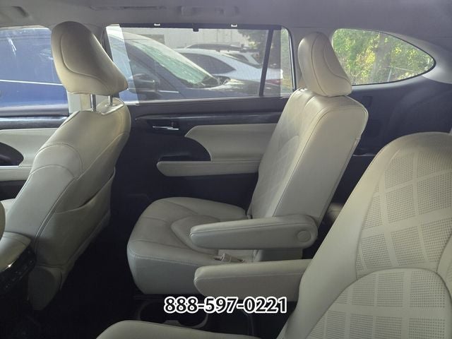 2021 Toyota Highlander Platinum