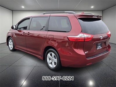 2018 Toyota Sienna L 7 Passenger