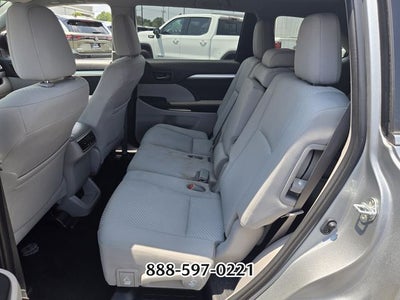 2019 Toyota Highlander LE
