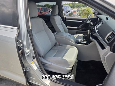 2019 Toyota Highlander LE