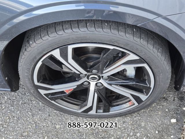 2024 Volvo S60 B5 Plus Dark Theme
