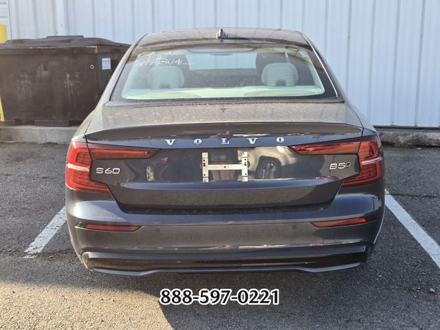 2024 Volvo S60 B5 Plus Dark Theme