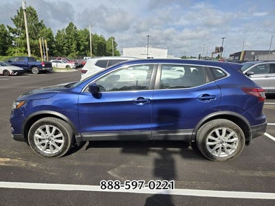 2022 Nissan Rogue Sport S