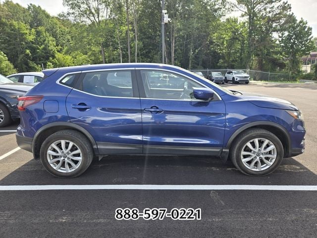 2022 Nissan Rogue Sport S