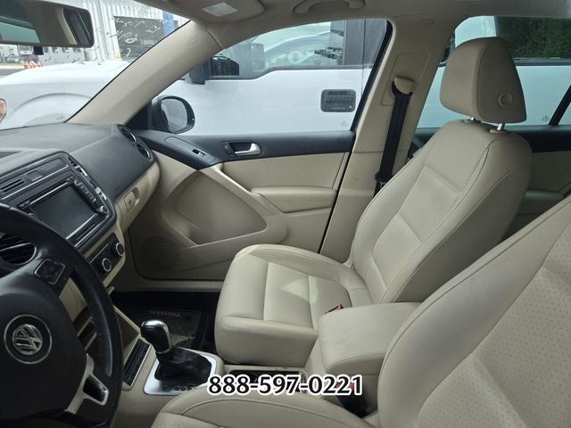 2012 Volkswagen Tiguan Base