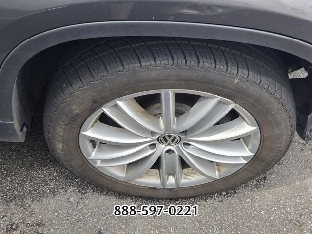 2012 Volkswagen Tiguan Base