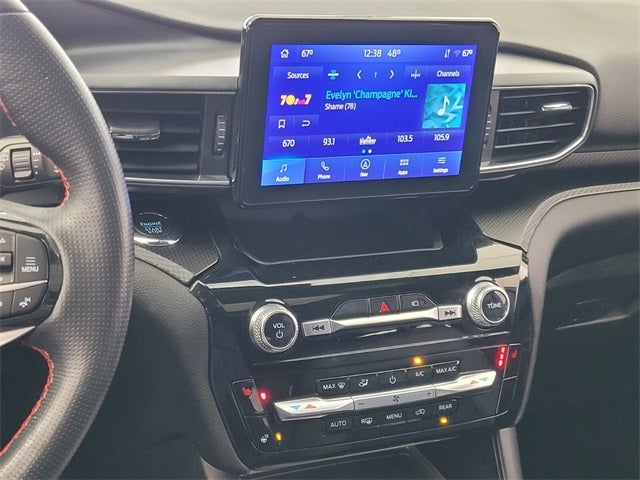 2022 Ford Explorer ST-Line