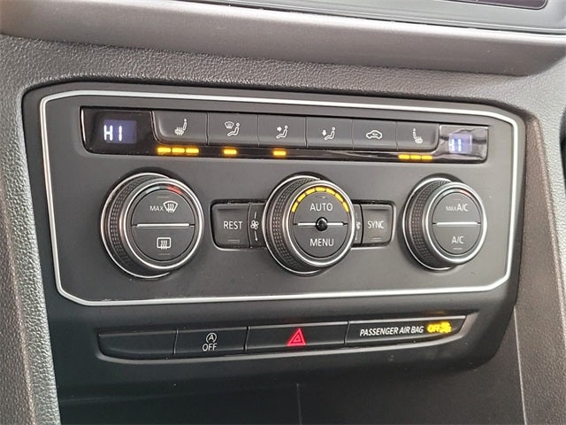 2021 Volkswagen Atlas 3.6L V6 SE w/Technology R-Line