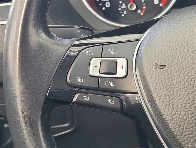 2018 Volkswagen Tiguan Base