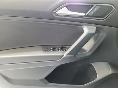 2018 Volkswagen Tiguan Base