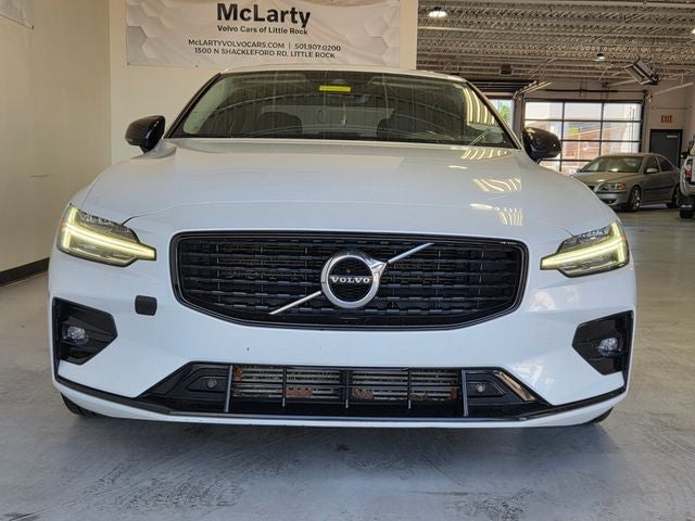 2021 Volvo S60 T5 Momentum