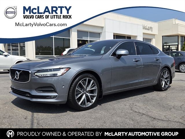 2017 Volvo S90 T6 Momentum