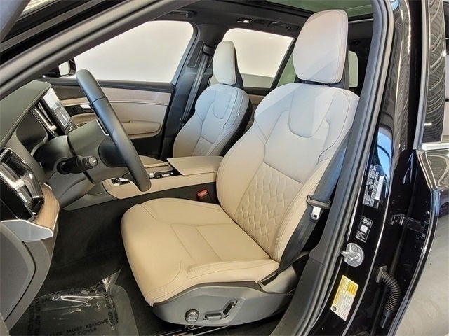 2026 Volvo XC90 B6 Plus 6-Seater