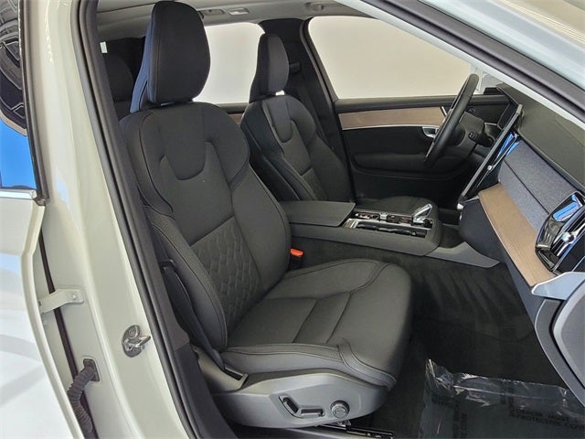 2025 Volvo XC90 B6 Plus 7-Seater 2025.5