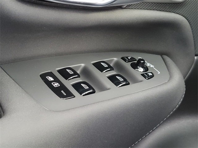 2025 Volvo XC90 B6 Plus 7-Seater 2025.5