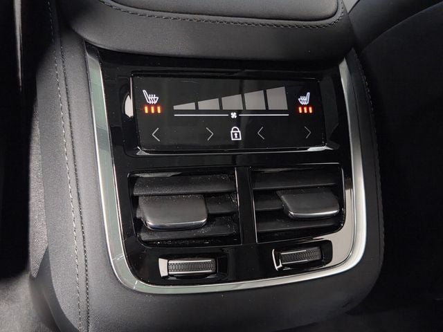 2025 Volvo XC90 B6 Plus 7-Seater 2025.5