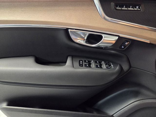 2025 Volvo XC90 B6 Plus 7-Seater 2025.5