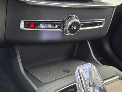 2025 Volvo XC90 B6 Plus 7-Seater 2025.5