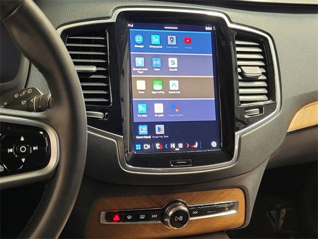 2025 Volvo XC90 B6 Plus 7-Seater