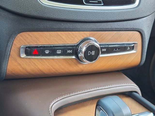 2023 Volvo XC90 B6 Plus 7-Seater