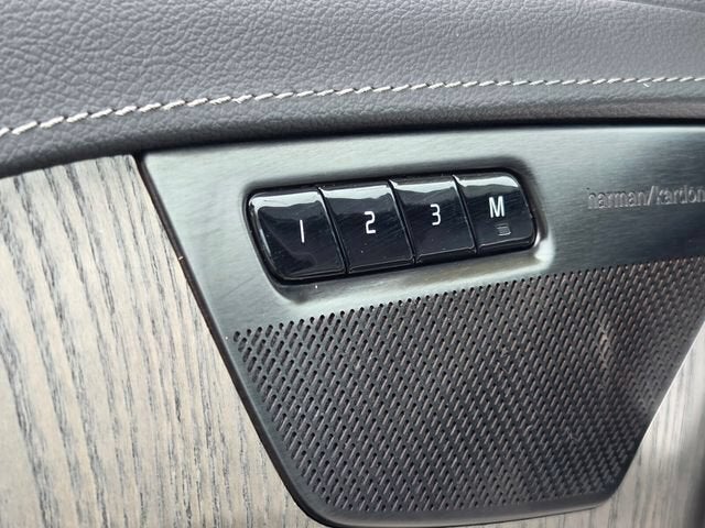 2023 Volvo XC90 Recharge Plug-In Hybrid Ultimate