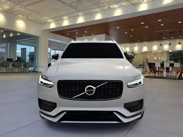 2023 Volvo XC90 Recharge Plug-In Hybrid Ultimate