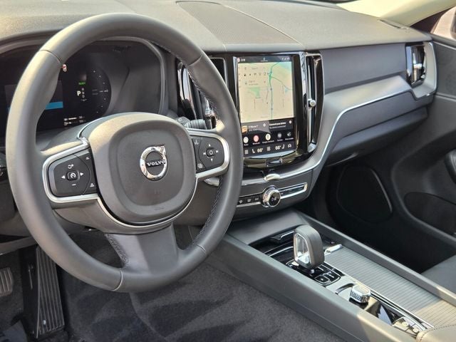 2024 Volvo XC60 Recharge Plug-In Hybrid Core Dark