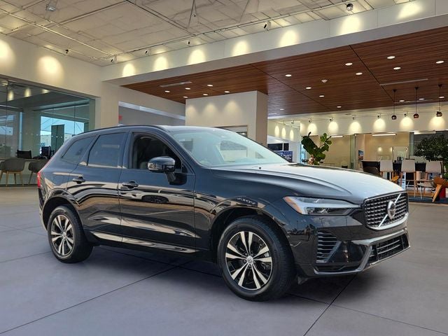2024 Volvo XC60 Recharge Plug-In Hybrid Core Dark