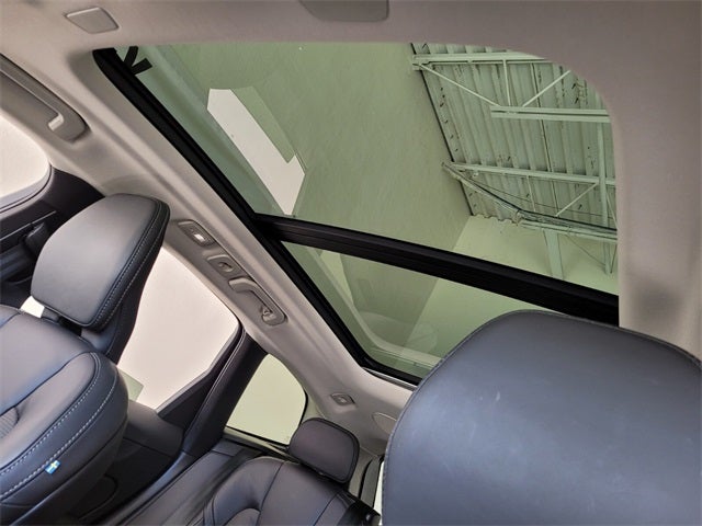 2023 Volvo XC60 B5 Ultimate Bright Theme