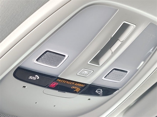 2023 Volvo XC60 B5 Ultimate Bright Theme