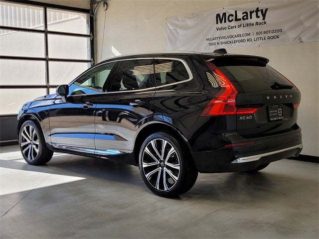2023 Volvo XC60 B5 Ultimate Bright Theme
