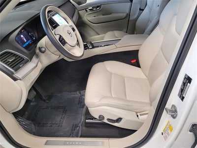 2024 Volvo XC90 B5 Core