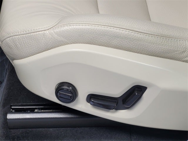 2024 Volvo XC90 B5 Core