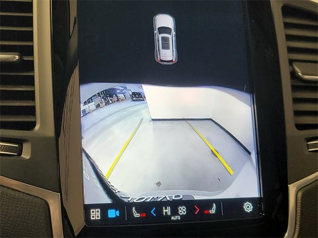 2024 Volvo XC90 B5 Core