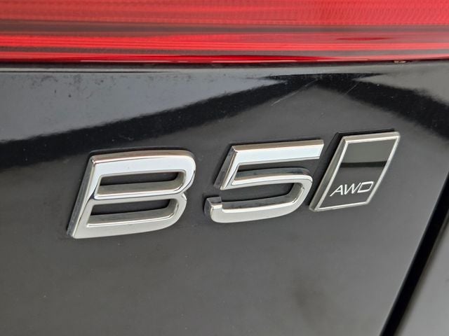 2024 Volvo XC60 B5 Core