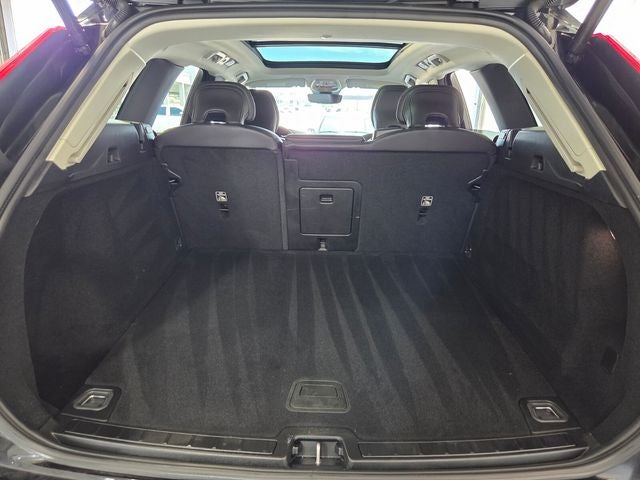 2024 Volvo XC60 B5 Core