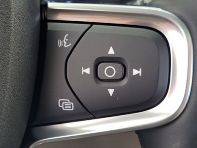 2026 Volvo XC40 B5 Plus