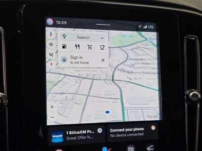 2025 Volvo XC40 B5 Plus Bright Theme