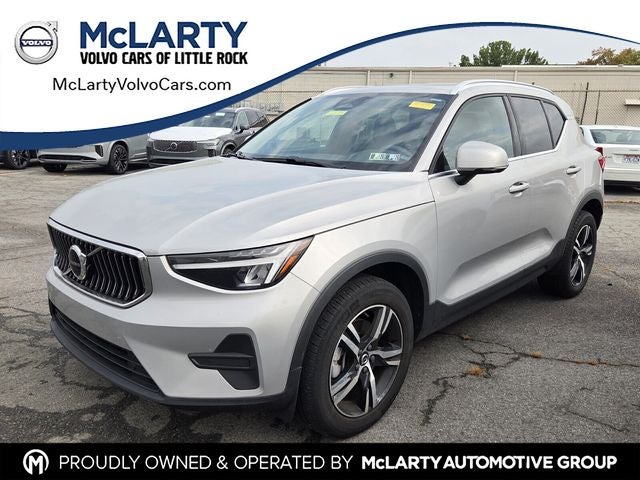 2024 Volvo XC40 B5 Core