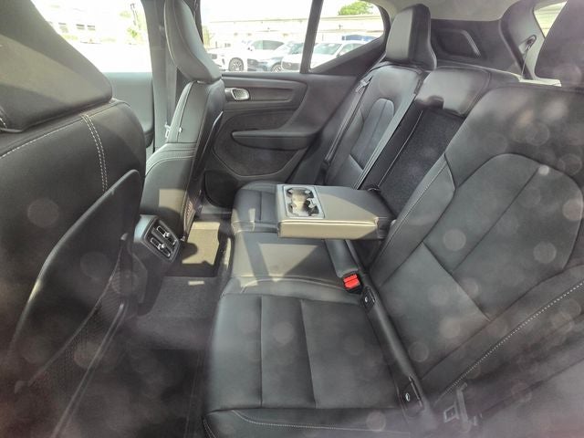 2024 Volvo XC40 B5 Core