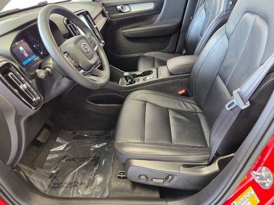 2023 Volvo XC40 B5 Core