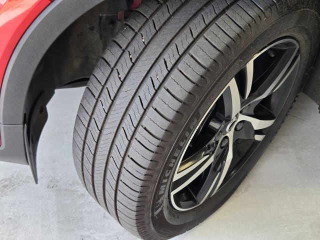 2023 Volvo XC40 B5 Core