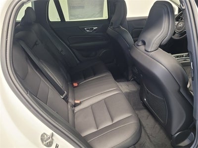 2026 Volvo V60 Cross Country B5 Plus