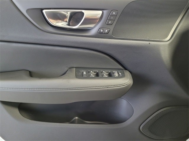 2026 Volvo V60 Cross Country B5 Plus