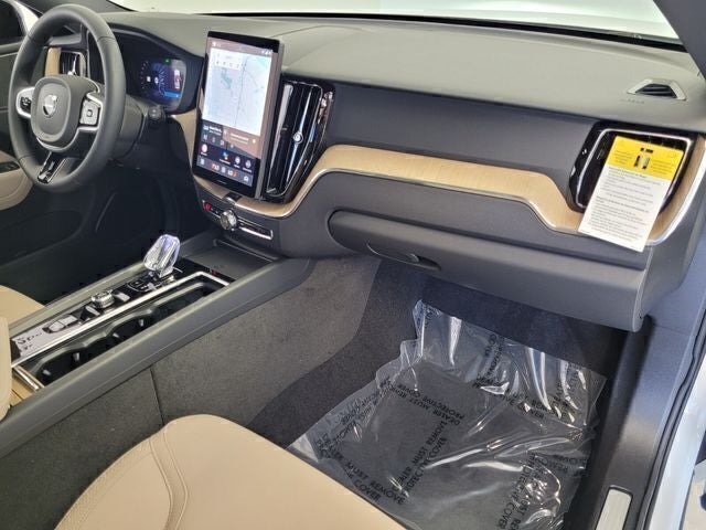 2026 Volvo XC60 B5 Core