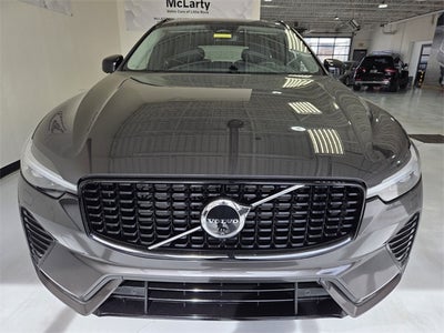 2025 Volvo XC60 B5 Plus