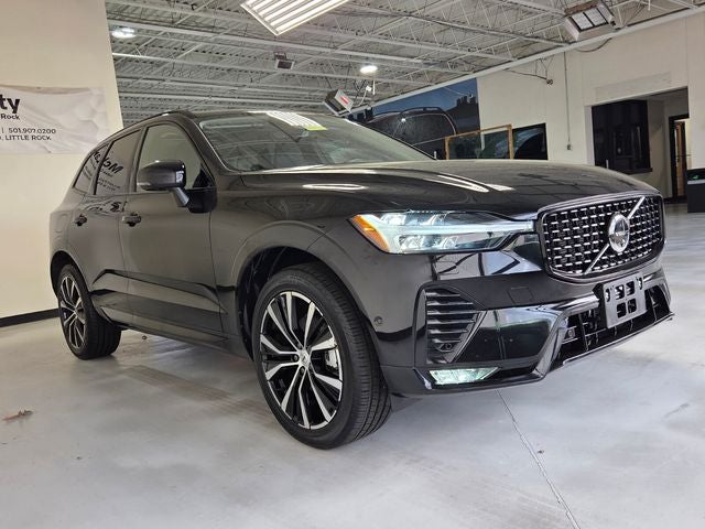 2025 Volvo XC60 B5 Plus