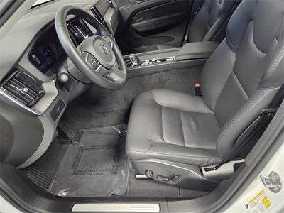2025 Volvo XC60 B5 Core